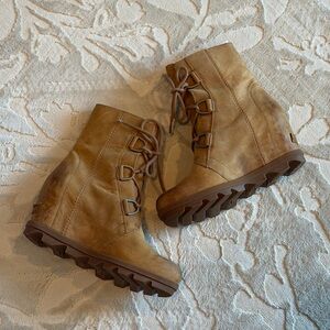 Women’s Sorel Joan of Arctic Wedge II Boot, Camel, Size 8.5